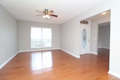 5029 Lantana Dr, Gulf Breeze, FL 32563 - Photo 8