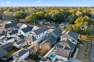 1471 E Moreno St, Pensacola, FL 32503 - Photo 66