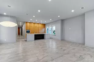 1471 E Moreno St, Pensacola, FL 32503 - Photo 26