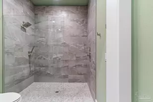 1471 E Moreno St, Pensacola, FL 32503 - Photo 14