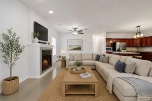 542 S 1st St, Pensacola, FL 32507 - Photo 2