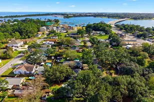 542 S 1st St, Pensacola, FL 32507 - Photo 60