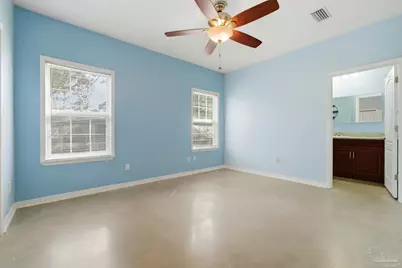 542 S 1st St, Pensacola, FL 32507 - Photo 26