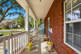 542 S 1st St, Pensacola, FL 32507 - Photo 6