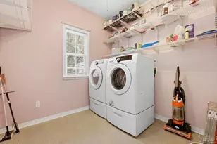 542 S 1st St, Pensacola, FL 32507 - Photo 30