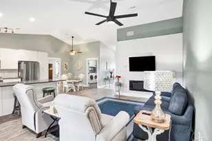 2549 Santa Rosa Dr, Lillian, AL 36549 - Photo 6