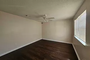 5604 Scotland Terrace, Pensacola, FL 32526 - Photo 2