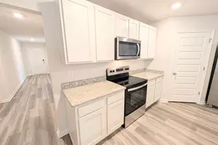 3857 James Stovall St, Pensacola, FL 32526 - Photo 8