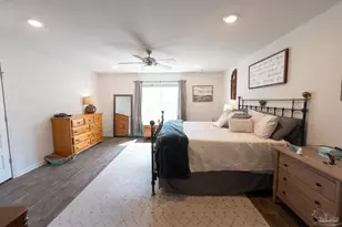 7337 Lakeside Oak Ct, Pensacola, FL 32526 - Photo 4