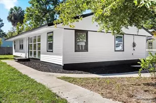 2403 N 7th Ave, Pensacola, FL 32503 - Photo 2