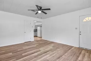 4509 Versailles Dr, Pensacola, FL 32505 - Photo 10