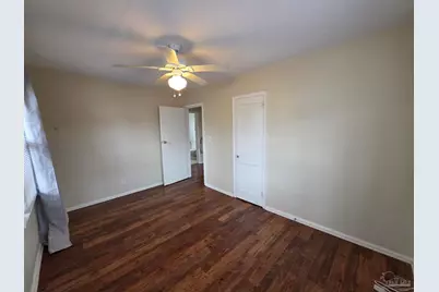 203 SE Syrcle Dr, Pensacola, FL 32507 - Photo 10