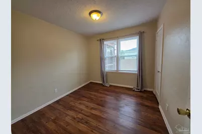 203 SE Syrcle Dr, Pensacola, FL 32507 - Photo 12