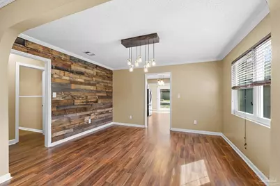 5417 San Miguel St, Milton, FL 32583 - Photo 8