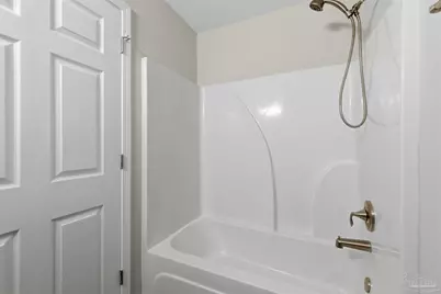 2049 N Roberts Cir, Cantonment, FL 32534 - Photo 16