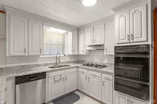 2500 E Burgess Rd, Pensacola, FL 32504 - Photo 6