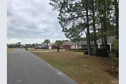 7238 Brinkley St, Navarre, FL 32566 - Photo 2