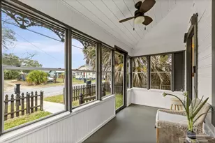 118 N F St, Pensacola, FL 32502 - Photo 6