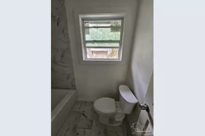 26 Kennington Dr, Pensacola, FL 32507 - Photo 8