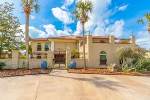 5089 Shoshone Dr, Pensacola, FL 32507 - Photo 1