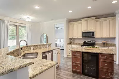 1018 Villa Venyce Ct, Gulf Breeze, FL 32563 - Photo 12