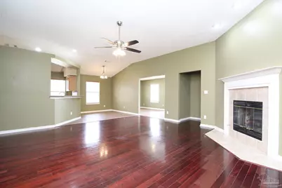 6462 Sarasota St, Pensacola, FL 32526 - Photo 4