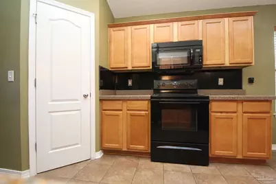 6462 Sarasota St, Pensacola, FL 32526 - Photo 8