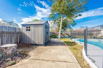 4261 Obregon Dr, Pensacola, FL 32504 - Photo 8