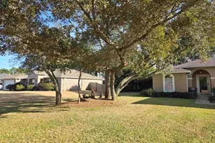 7409 Frankfort St, Navarre, FL 32566 - Photo 2