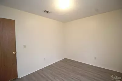 404 Oak Knoll Ln, Pensacola, FL 32506 - Photo 10