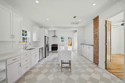 1109 E Gonzales St, Pensacola, FL 32503 - Photo 8