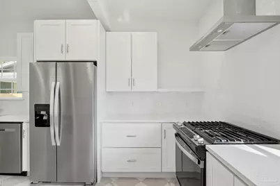 1109 E Gonzales St, Pensacola, FL 32503 - Photo 10