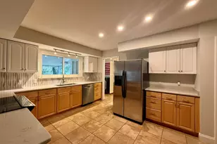 2371 Connell Dr, Pensacola, FL 32503 - Photo 10