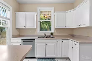 1114 E Lloyd St, Pensacola, FL 32503 - Photo 24