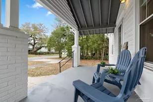 1114 E Lloyd St, Pensacola, FL 32503 - Photo 6