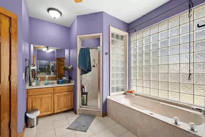 1658 Beechwood Dr, Gulf Breeze, FL 32563 - Photo 12