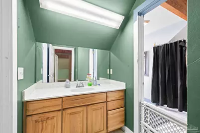 1658 Beechwood Dr, Gulf Breeze, FL 32563 - Photo 32