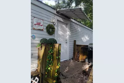 833 Wayne Ave, Pensacola, FL 32507 - Photo 12