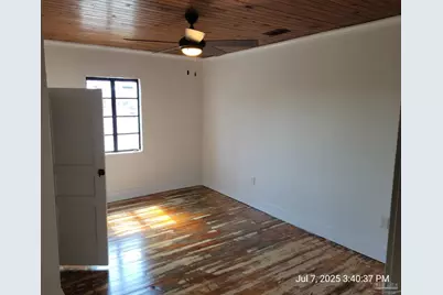 4117 Barrancas Ave #Upstairs, Pensacola, FL 32507 - Photo 14