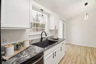 5327 Overbrook Dr, Milton, FL 32570 - Photo 4