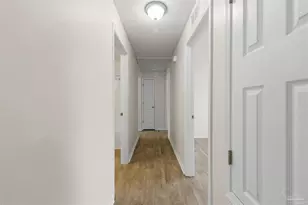 8909 Camshire Cir, Pensacola, FL 32507 - Photo 14