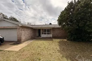 6844 Community Dr, Pensacola, FL 32526 - Photo 1