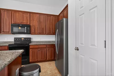 5640 Shooting Star Ct, Milton, FL 32583 - Photo 6
