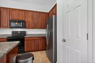 5640 Shooting Star Ct, Milton, FL 32583 - Photo 6