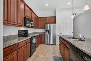 5640 Shooting Star Ct, Milton, FL 32583 - Photo 2