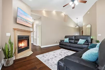 7089 Flintwood St, Navarre, FL 32566 - Photo 4