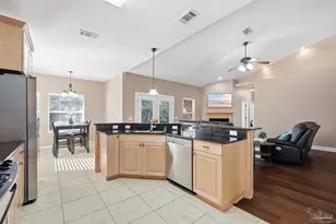 7089 Flintwood St, Navarre, FL 32566 - Photo 14