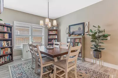 213 Camellia Dr, Cantonment, FL 32533 - Photo 10