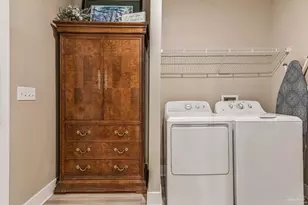 213 Camellia Dr, Cantonment, FL 32533 - Photo 18