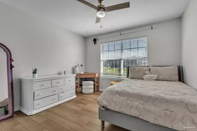 1723 Marseille Dr, Gulf Breeze, FL 32563 - Photo 18